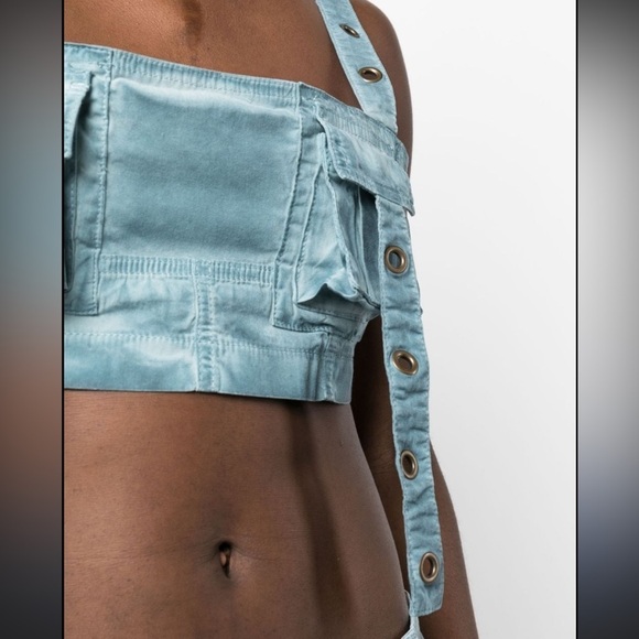 🛍Bundle sale🛍Stylish blue Crop Top with Button Details - Picture 2 of 12